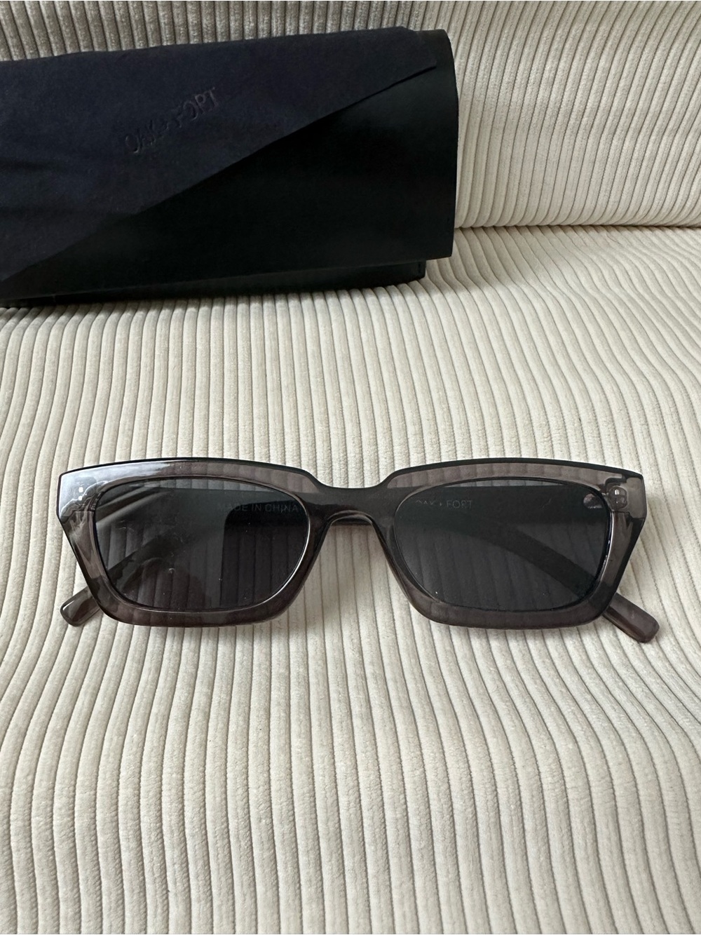OAK + FORT grey sunglasses with Sunglasses Sleeve